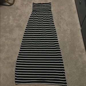 Zenana Outfitters Black and White Strapless Dress